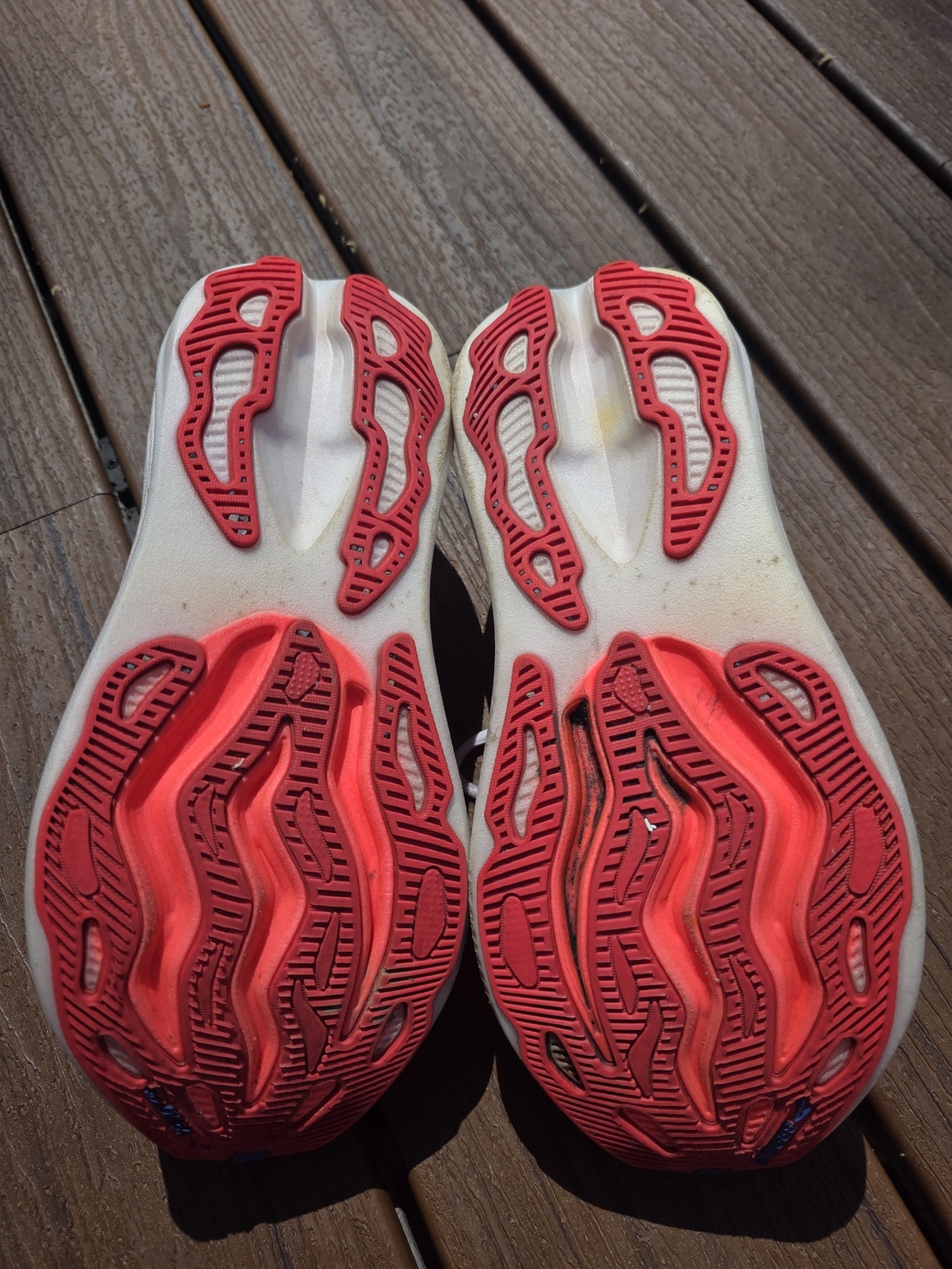 Brooks Glycerin Max Women’s White Running Shoes with Black Logo and Pink Accents - Picture 6 of 6